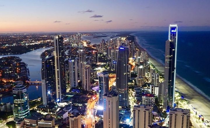 Gold-Coast-Date-Ideas-Skypoint-Image